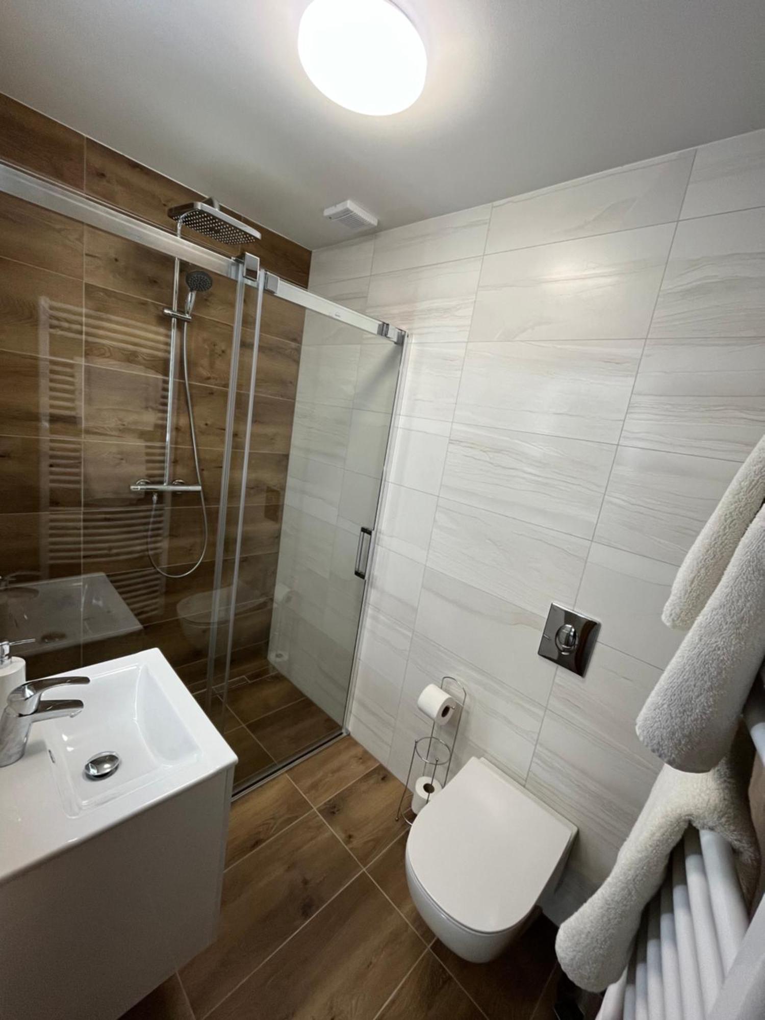 Hotel Algar Opava Bagian luar foto