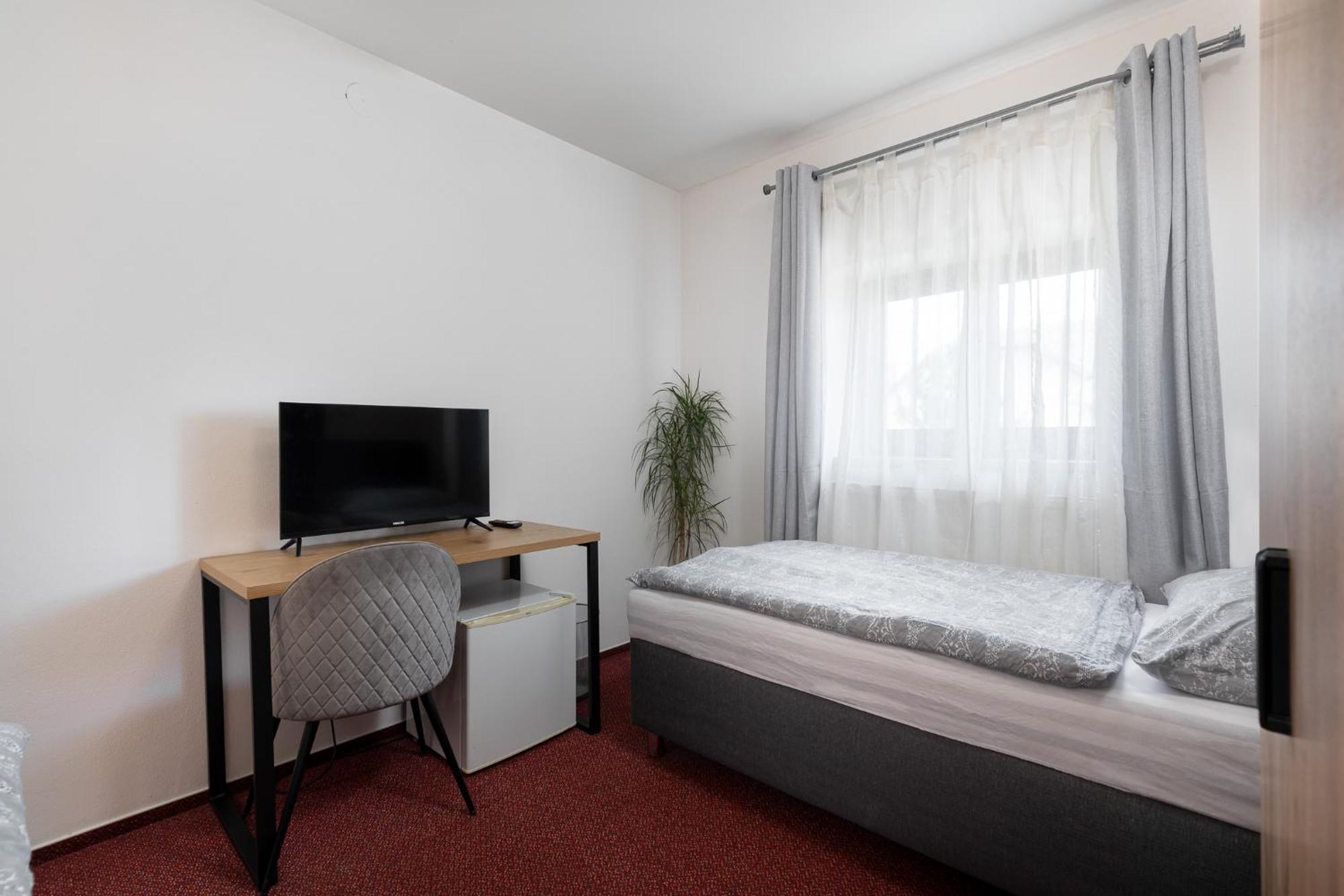 Hotel Algar Opava Bagian luar foto
