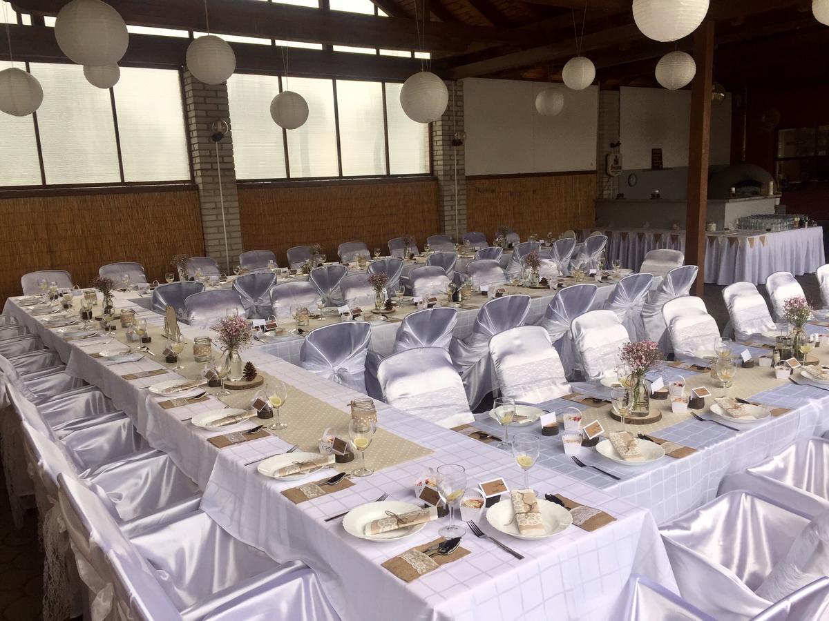 Hotel Algar Opava Bagian luar foto